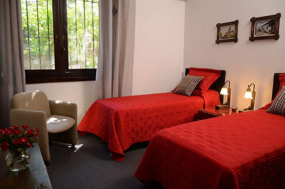 Susana Just Boutique Hotel บิเซนเตโลเปซ ภายนอก รูปภาพ